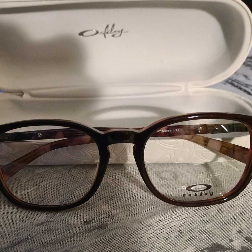Eyewear
